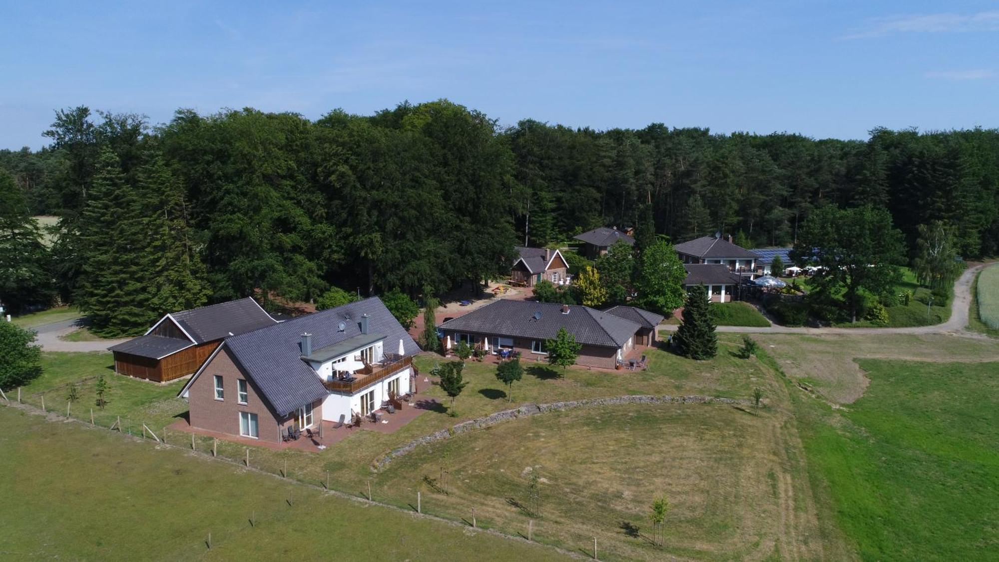 Hotel Land-gut-Hotel Wahlde Grapperhausen Exterior foto